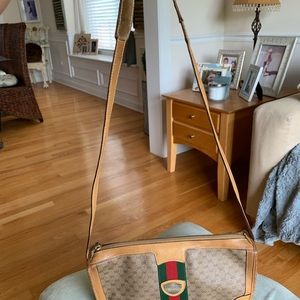 AUTHENTIC Gucci Bag